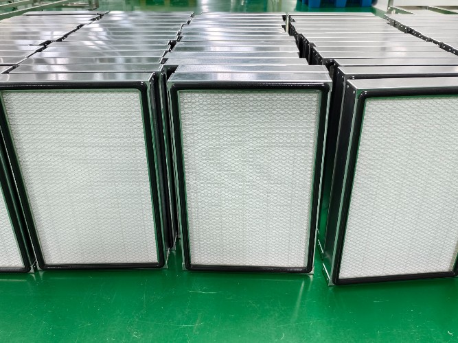 影響無隔板高效過濾器面積計算的關鍵因素