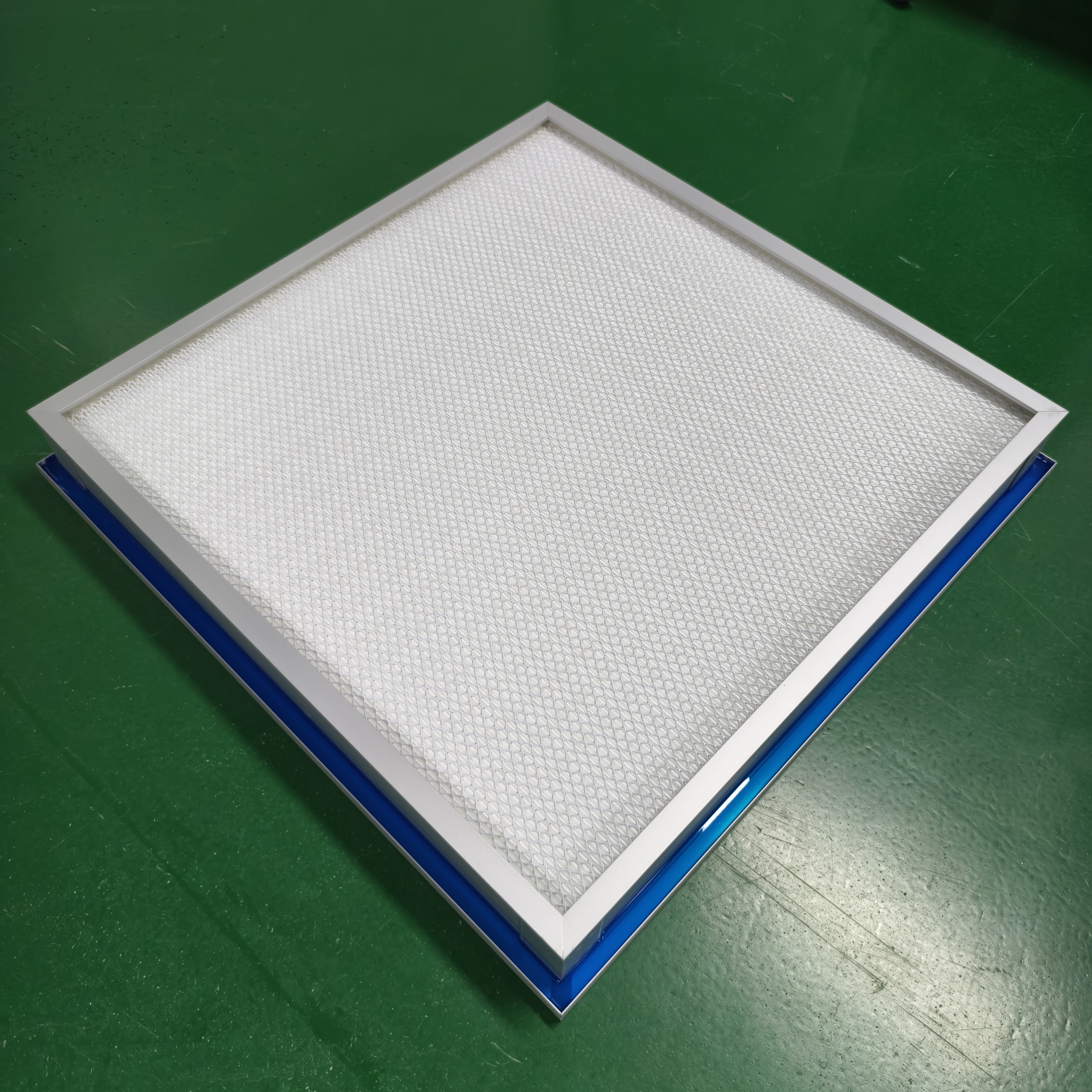 不同類型實驗室的高效過濾器更換周期參考